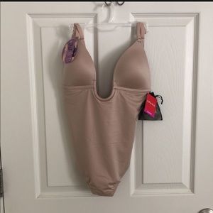 Brand NWT. Spanx Nude Low Back Thong Bodysuit